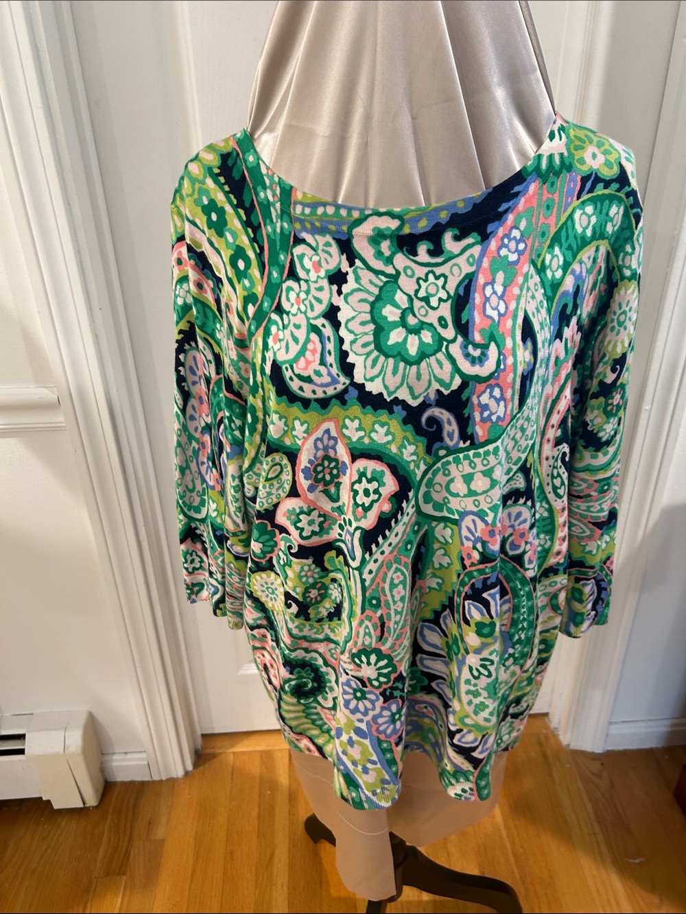 Talbots Green Paisley Scoop Neck Tunic with Navy & Pink Details